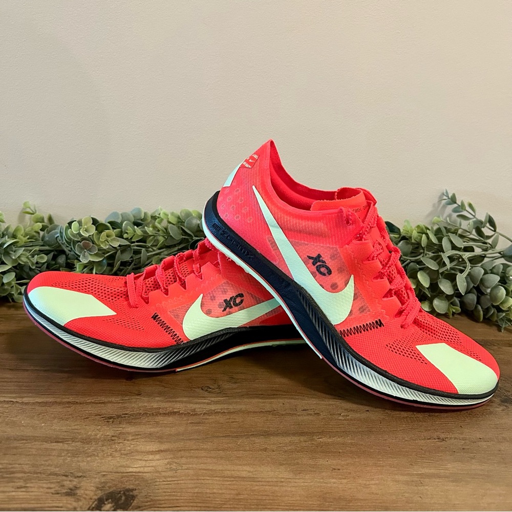 ZoomX Dragonfly XC